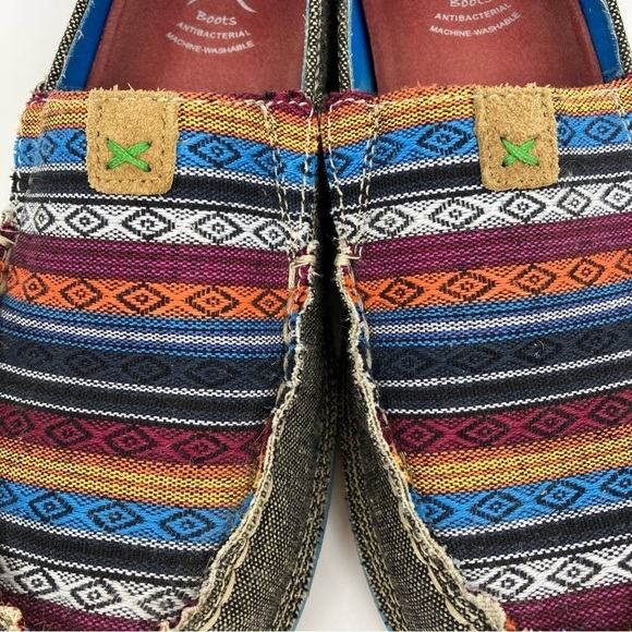 Twisted X EcoTWX Woven Multicolor Aztec Print Slip On Loafers Lightweight Sz 8 - Picture 7 of 15